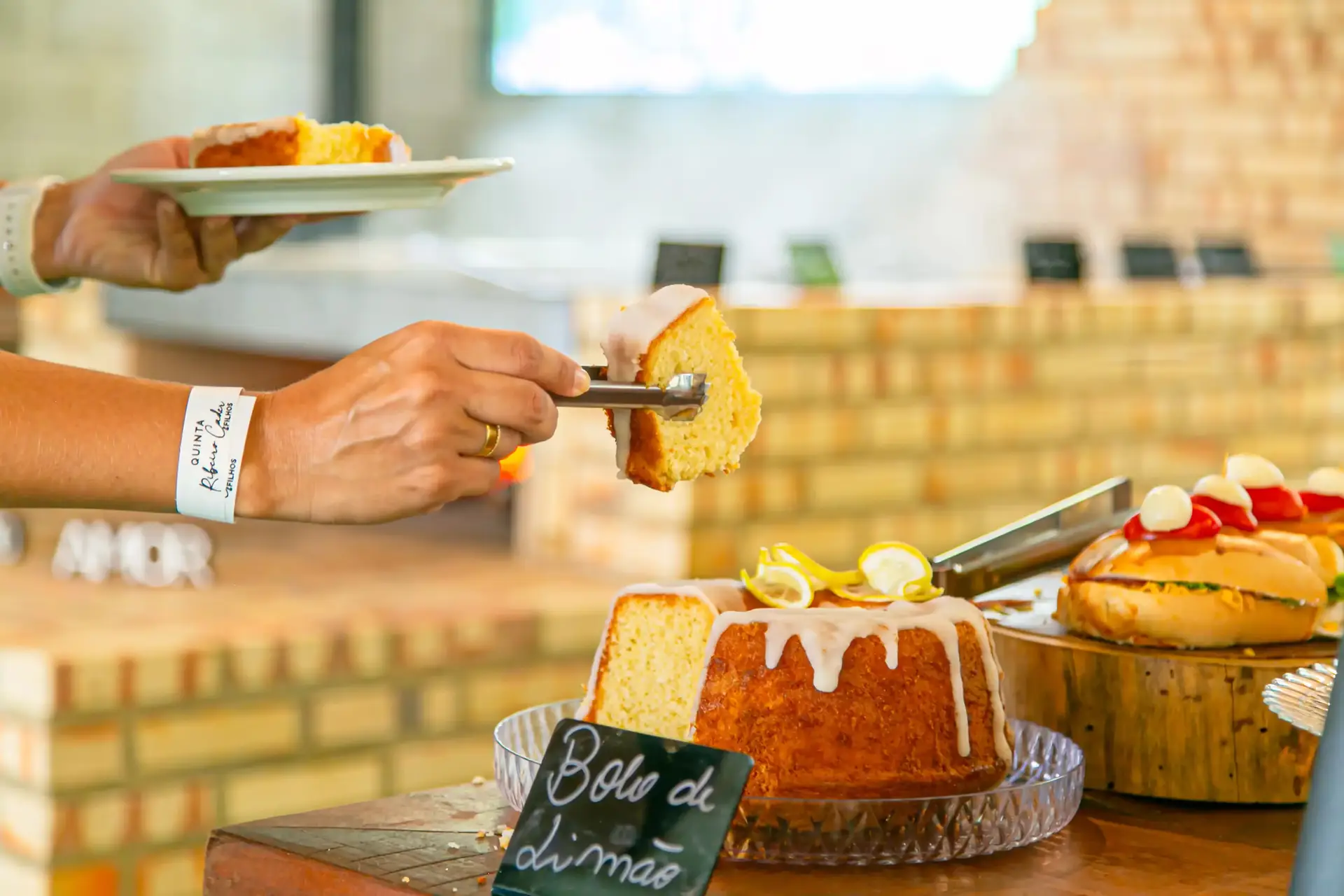 Pães e bolos caseiros